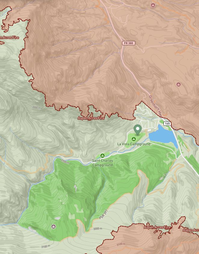 Topo Colorado map showing the active Aspen Acres Fire perimeter above public-land shading, roads, campgrounds and topographic contours